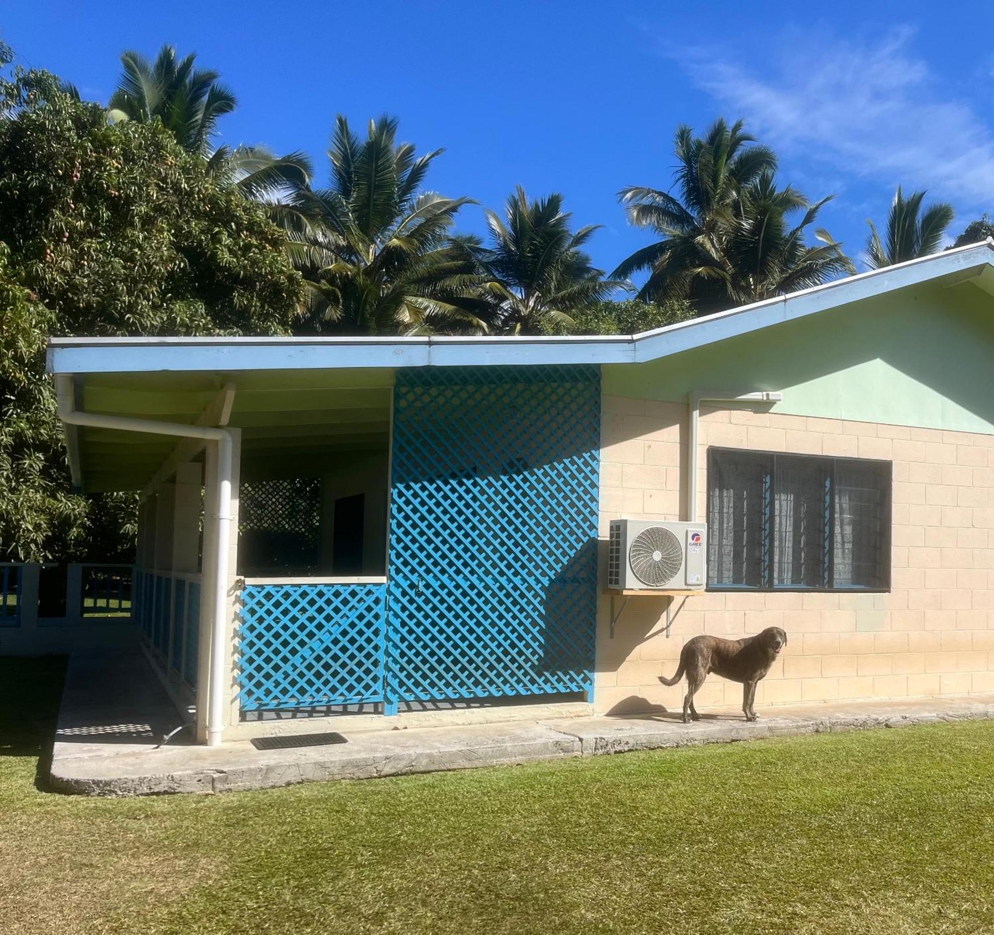 Sharnytas Guesthouse Air Conditioned Avarua Exterior photo